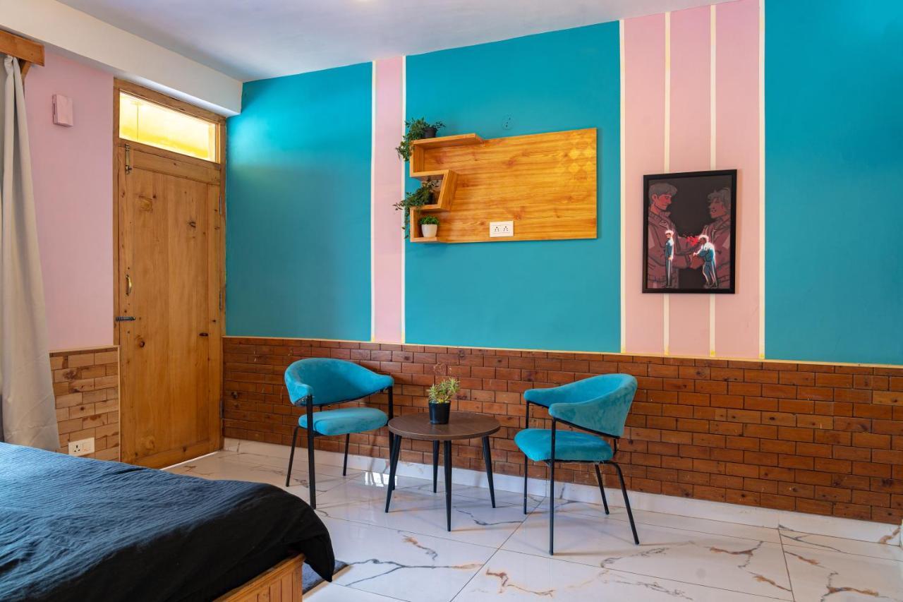 Whoopers Hostel Manali Bagian luar foto