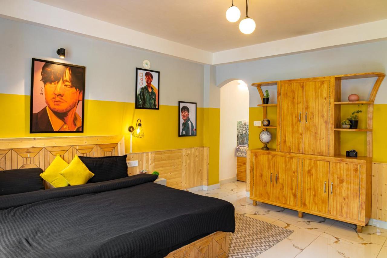Whoopers Hostel Manali Bagian luar foto