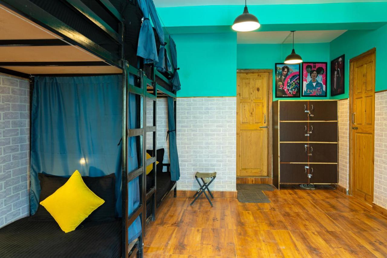 Whoopers Hostel Manali Bagian luar foto